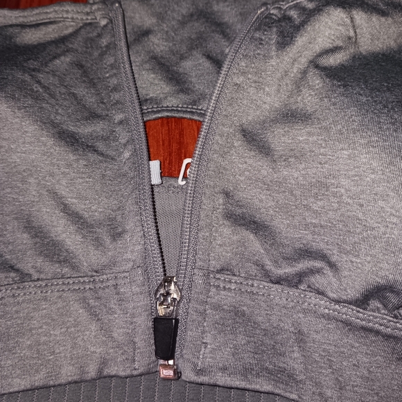 Fila sports bra front zip large - Picture 2 of 2